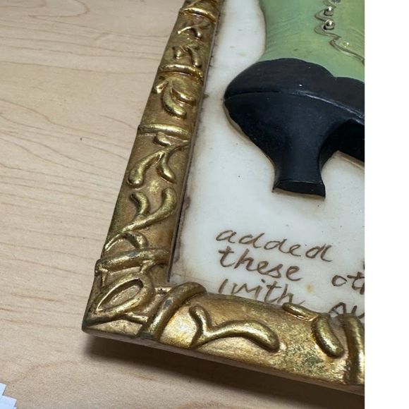 Vintage Victorian Framed Relief Porcelain Bisque Plaque Wall Decor Set (2) - Picture 10 of 11